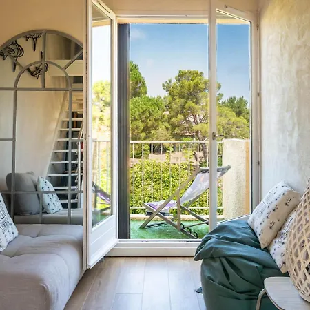 شقة Petit Duplex Lumineux Avec Terrasse A Giens